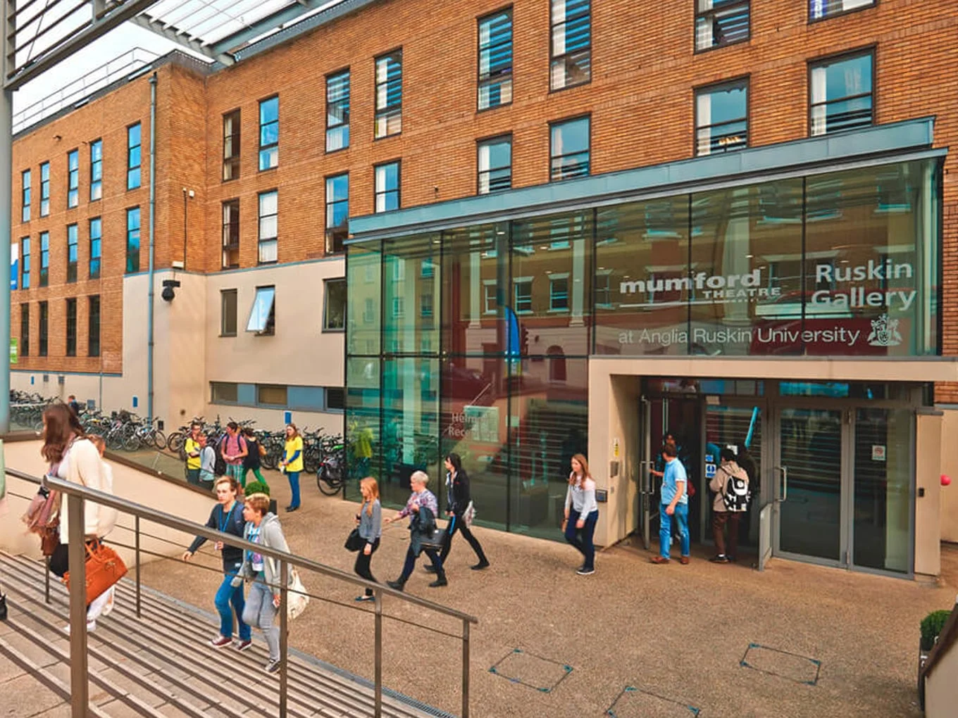 Anglia Ruskin University 2-min