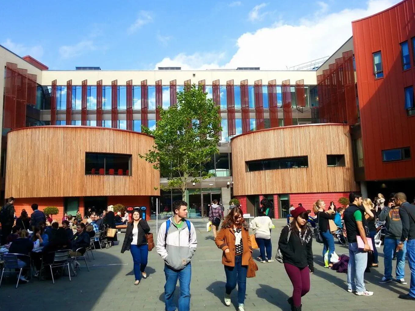 Anglia Ruskin University 3-min